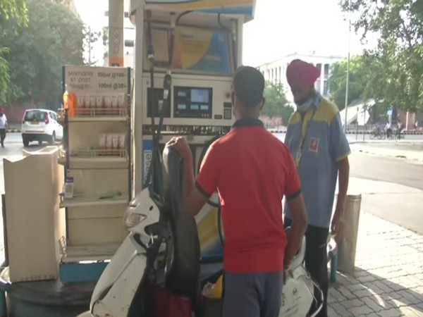 Visuals from petrol pump (Photo/ANI)