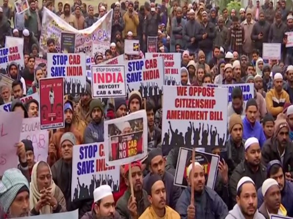 People in Chandigarh on streets to protest against the newly amended citizenship law (Photo/ANI)