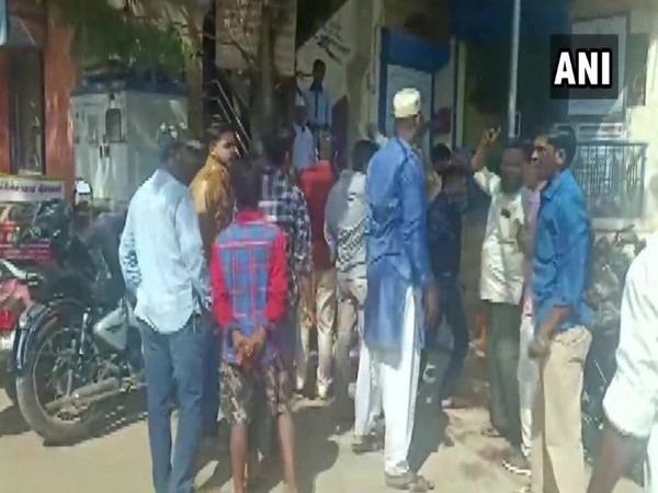 Social Democratic Party of India (SDPI) activists taken into preventive custody in Hubli (Photo/ANI)