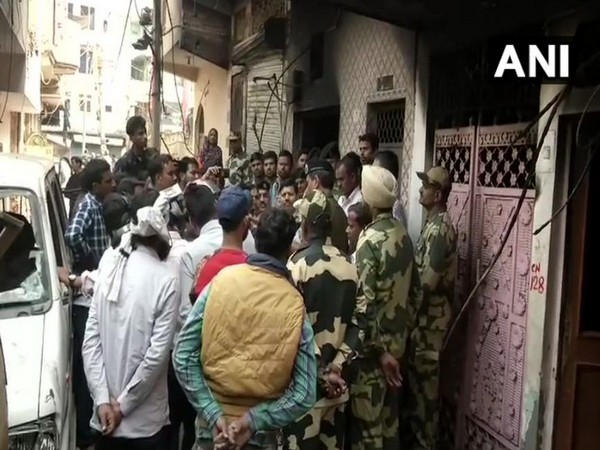  A team of Border Security Force (BSF) visited BSF constable Mohammad Anees's residence on Saturday (Photo/ANI)