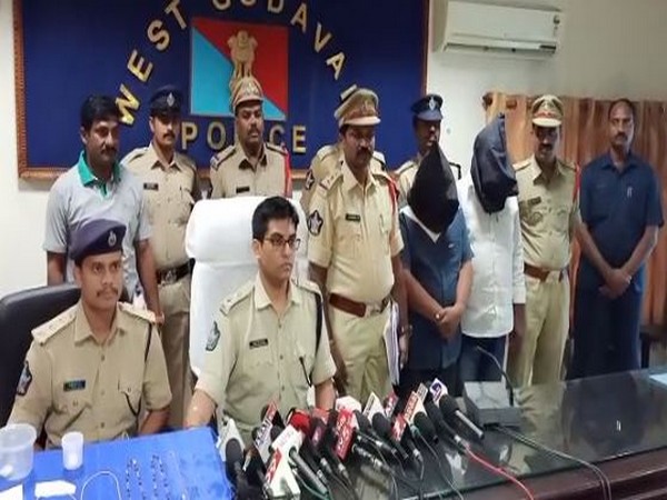 Andhra Pradesh police while addressing the reporters in a press conference (Photo/ANI)