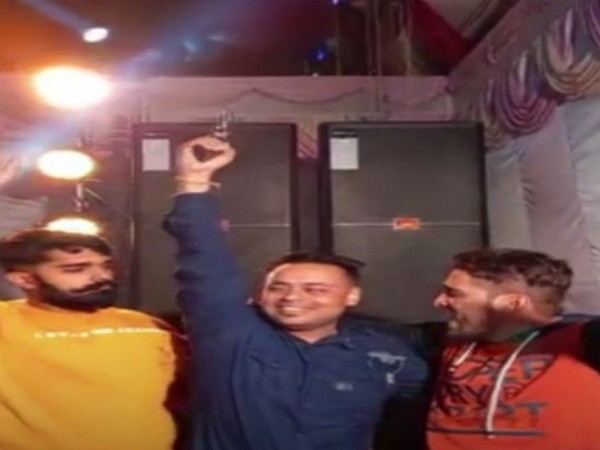 Visual from the viral video (Photo/ANI) 