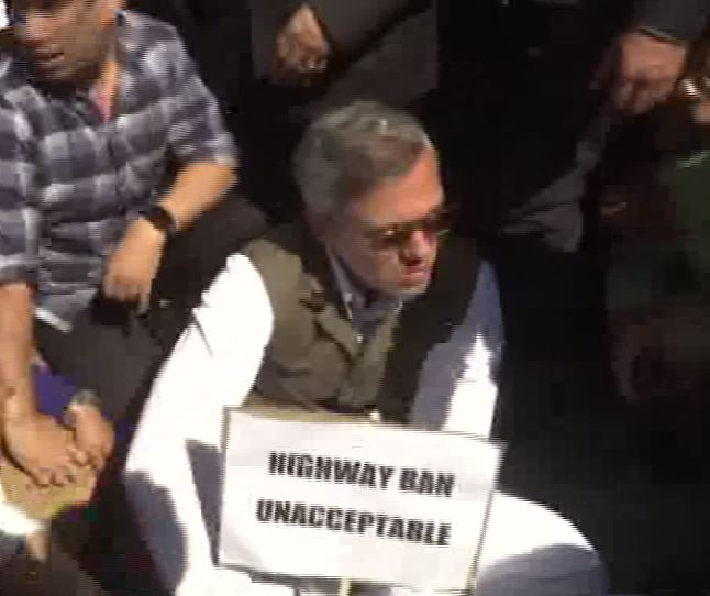 National Conference leader Omar Abdullah protesting in Srinagar on Wednesday. Photo/ANI