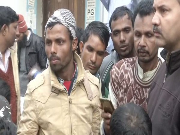 The family members of the deceased of Delhi fire incident, outside the LNJP Hospital on Monday.