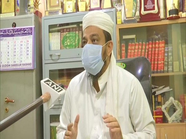 Syyed Imran Imam, Maulvi of the Jamia Islamia Masjid in conversation with ANI. (Photo/ANI)