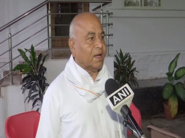 Congress leader Govind Singh speaking to ANI. (Photo/ANI)