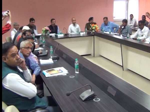 A Central team visited Barmer on Tuesday to take stock of the situation in locust-hit areas. Photo/ANI