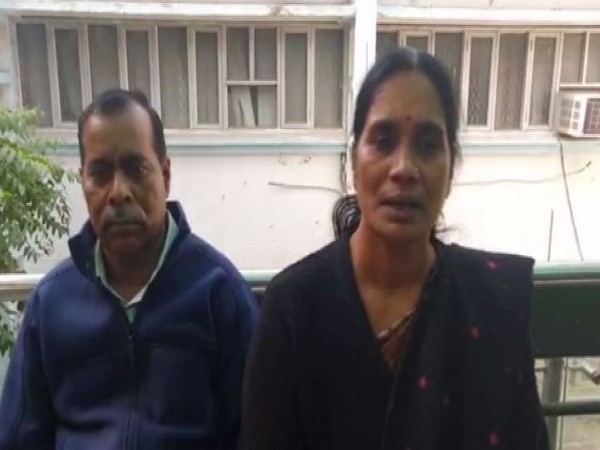Nirbhaya's parents speaking to ANI on Wednesday (Photo/ANI)