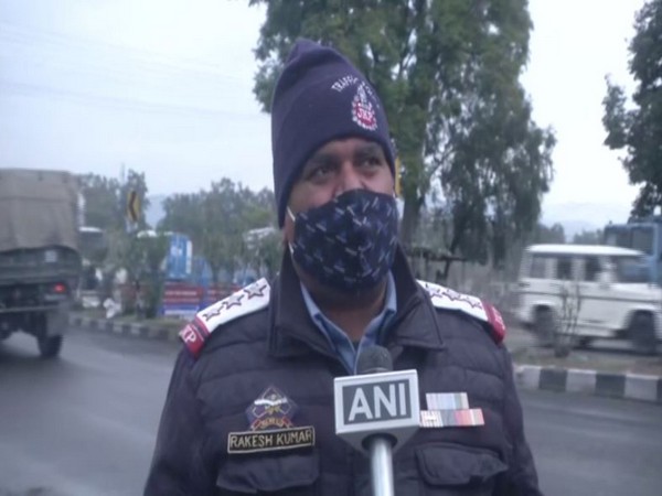 Jammu and Kashmir Traffic Police Official (Photo/ANI)