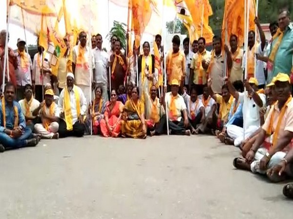 Telugu Desam Party (TDP) workers staging protest outide Anna canteen (Photo/ANI) 