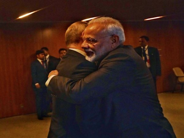 Prime Minister Narendra Modi with President Vladimir Putin