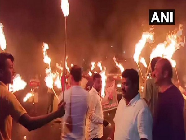 Congress Janata Dal (Secular) supporters on Thursday held a protest against SK Shivakumar's arrest in Kanakapura, Karnataka. (Photo/ANI)