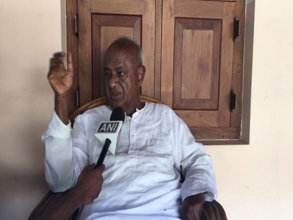 Senior Janata Dal leader HD Deve Gowda speaking to ANI on Saturday. Photo/ANI