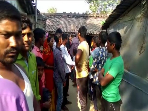 Villagers in Saharsa district waiting for a call from their family members residing in Delhi (Photo/ANI)