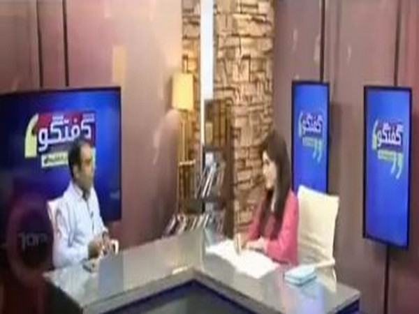 When the panellist said, “Alone Apple’s business amounts to more than the whole of Pakistan’s annual budget”.