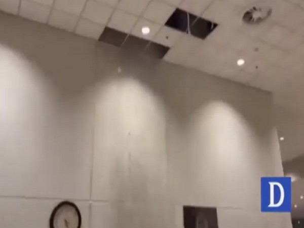 The airport staff stood by helplessly as parts of the ceiling came crashing down due to the weight of water, Dawn reported.