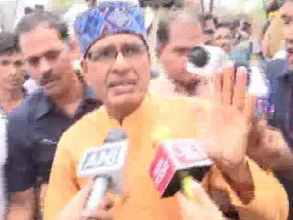 Shivraj Singh Chouhan speaking to media person in Bhopal on Tuesday. Photo/ANI