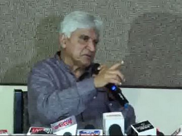 Lyricist and screenwriter Javed Akhtar speaking to media persons in Bhopal on Thursday. Photo/ANI