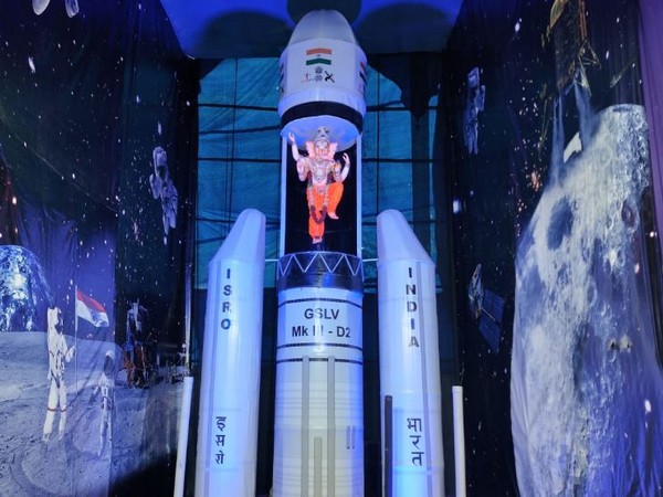 Replica of Chandrayaan-2 and its launch vehicle carry an idol of Lord Ganesha in Hyderabad. ANI photo