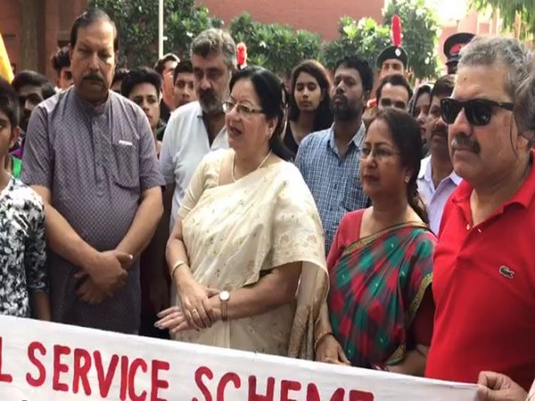 Jamia Millia Islamia Vice-Chancellor Professor Najma Akhtar announcing the ban on single-use plastic on Wednesday.