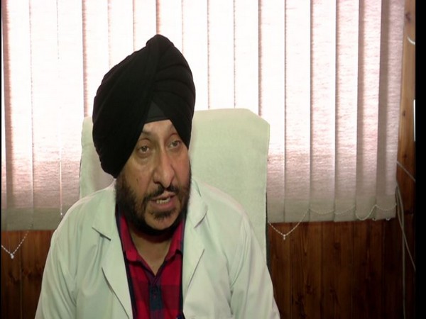 Dr Kanwaljeet Singh, Medical Superintendent speaking to ANI on Saturday in Srinagar. Photo/ANI