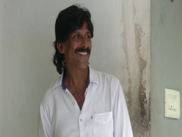 A wayside cloth vendor donated his fresh Eid stock to the flood victims in the region. (Photo/ANI)