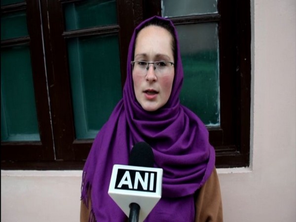 Kashmiri-Ukraine bride appeals PM Modi(ANI)