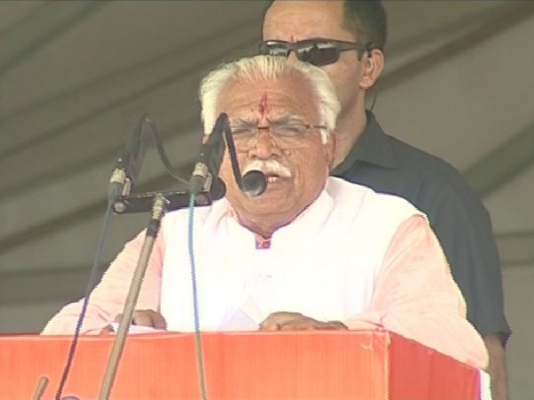 Haryana Chief Minister Manohar Lal Khattar addressing a rally in Rohtak on Sunday. Photo/ANI