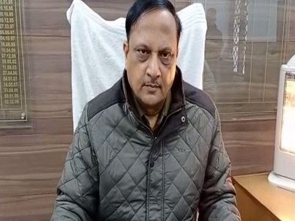 Senior Superintendent of Police (SSP) Sudhir Kumar Singh speaking to media persons on Friday (Photo/ANI)