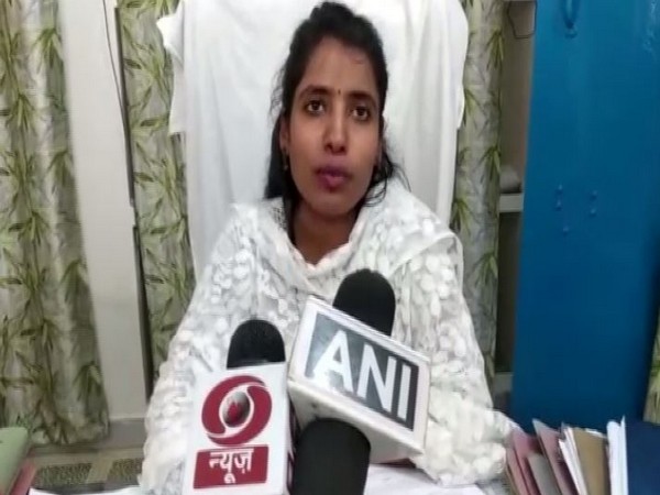 Sub-District Magistrate (SDM) Vandita Srivastava speaking to media persons on Thursday. Photo/ANI