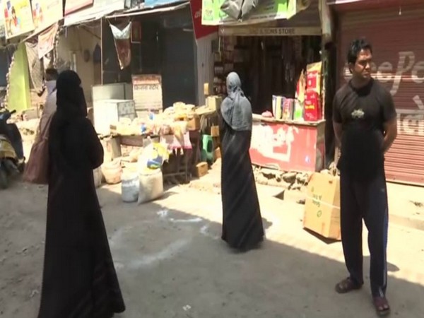 A visual from a market in Lucknow. Photo/ANI