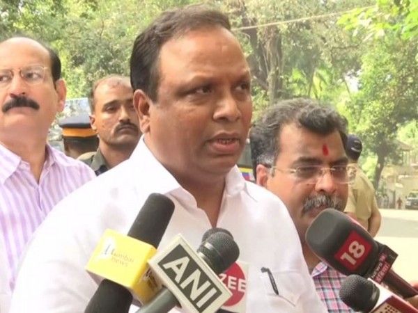 Bharatiya Janata Party (BJP) MLA Ashish Shelar while speaking to the media on Monday (Photo/ANI)