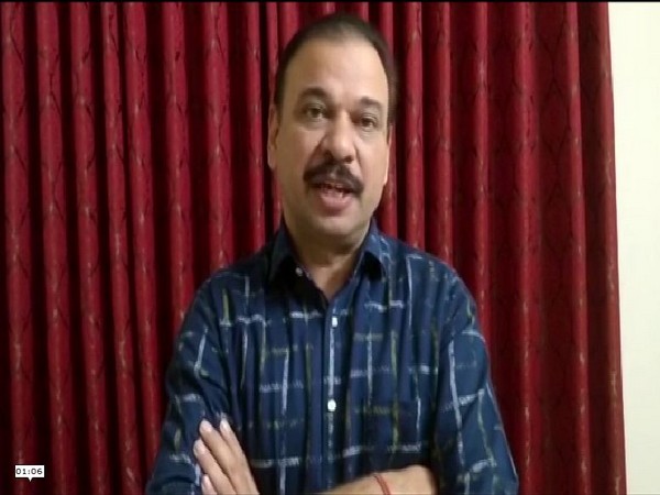 STF officials Rajiv Narayan Mishra sharing details of the case. Photo/ANI