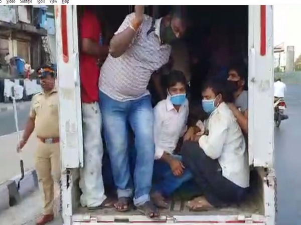 A tempo carrying 17 migrant labourers from Uttar Pradesh was intercepted by Mumbai police in Andheri area on Sunday. Photo/ANI