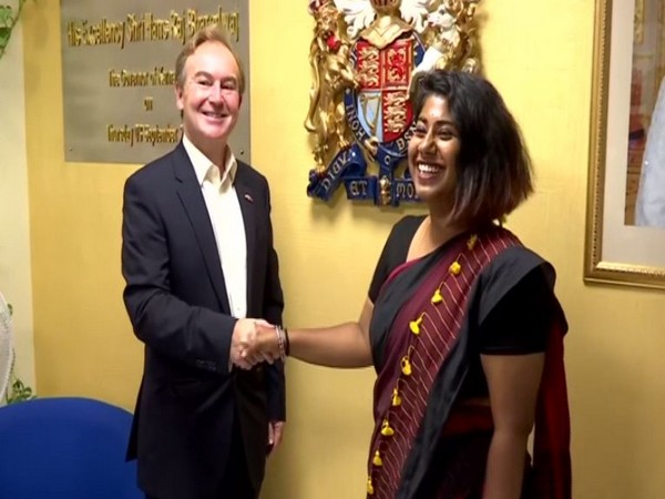 Ambalika with British Deputy High Commissioner of Bengaluru (Photo/ANI)