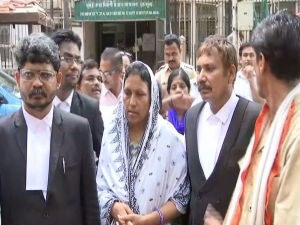 Payal Tadvi's mother and her advocate outside the Bombay Civil and Sessions Court in Mumbai on Monday. Photo/ANI