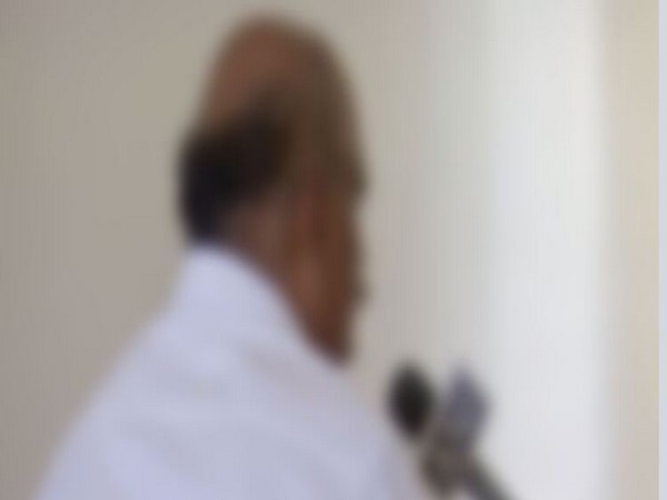 Deceased veterinary doctor's father talking to ANI on Wednesday (Photo/ANI)