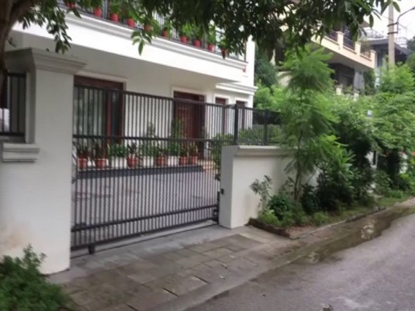 Punjab Police on Friday conducted a raid at the residence of former DGP Sumedh Singh Saini. (Photo/ANI)