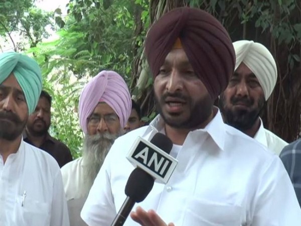 Congress leader Ravneet Singh speaking to ANI in Ludhiana on Wednesday. Photo/ANI