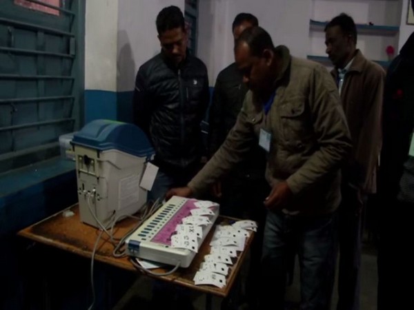 Preparations underway at a polling booth in Ranchi on Thursday (Photo/ANI)