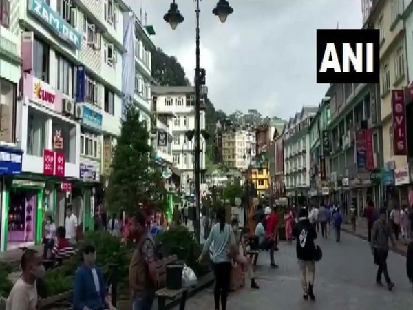 Tourist adoring the beauty of Sikkim (Photo/ANI)