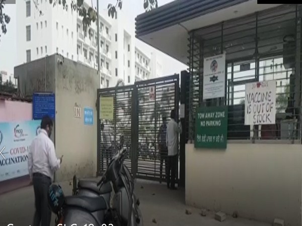 visual outside Dayanand Medical College in Ludhiana on Saturday. (Photo/ANI)