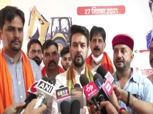 nion Minister Anurag Thakur addressing media in Sujanpur (Photo/ANI) 