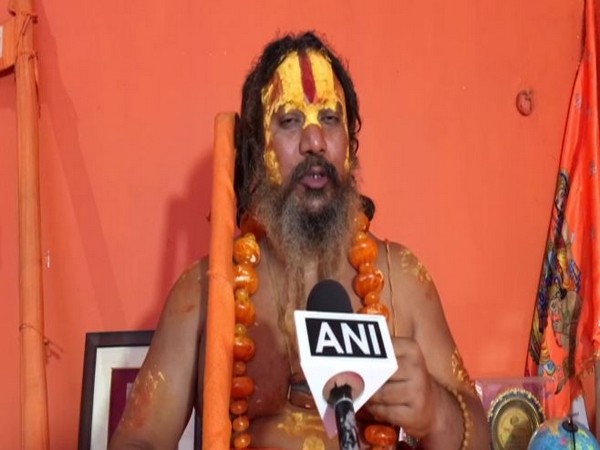 Jagadguru Paramhans Acharya speaking to ANI on Friday. [Photo/ANI]
