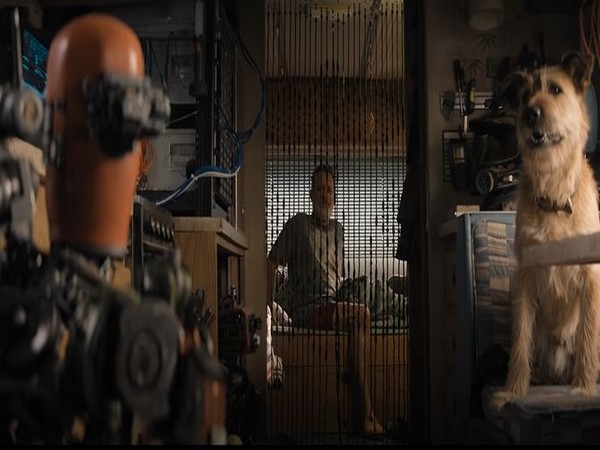 A still from the trailer of 'Finch' (Image source: YouTube)