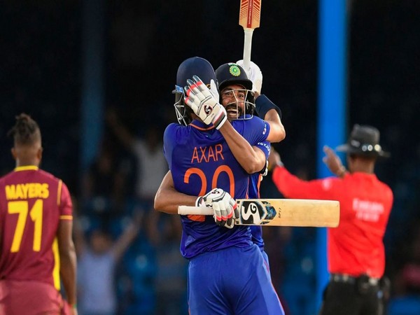 Axar Patel and Mohammed Siraj. (Photo- ICC)