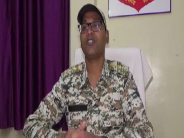 Sub Divisional Officer (SDO) Kapil Chandra speaking to media in Kondagaon. (Photo/ANI)