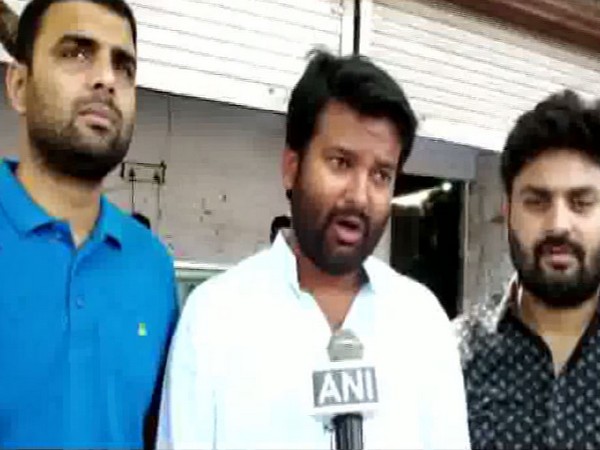 BJP worker Anoop Singh Chandan while speaking to ANI about the FIR filed against SBSP chief Om Prakash Rajbhar at Lucknow, Uttar Pradesh on Saturday. Photo/ANI