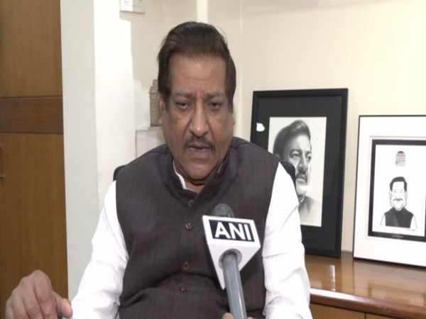 Former Maharashtra CM Prithviraj Chavan (Photo/ANI)