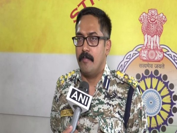 P. Sundar Raj, DIG, anti-Naxal operations talks to ANI on the arrested Naxal on Thursday